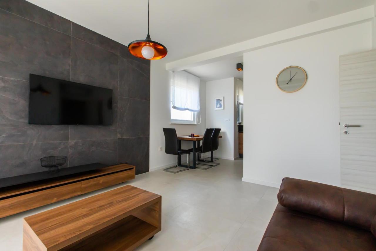 Beachfront Residences 스타라 노발랴 외부 사진