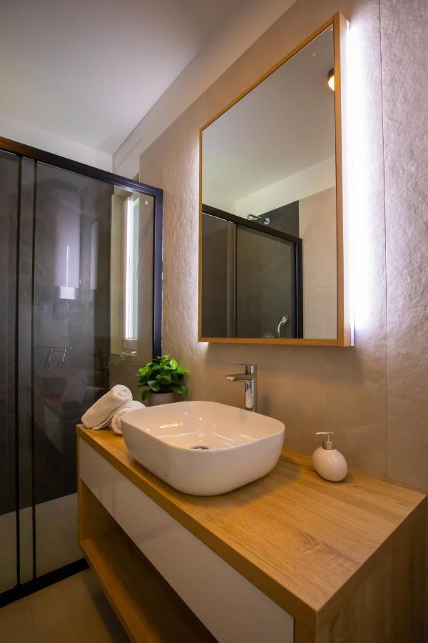 Beachfront Residences 스타라 노발랴 외부 사진